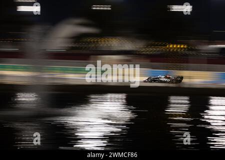 MANAMA, BAHRAIN, BAHRAIN International Circuit, 23.Feb.2024: Nico Hulkenberg aus Deutschland und MoneyGram Haas F1 Team während Formel-1-Tests in Bahrain Stockfoto