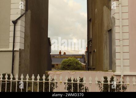 Dublin, Irland - 24. Februar 2024: Ein Foto einer Gruppe von Gebäuden in einer Stadtlandschaft in Dublin. Stockfoto