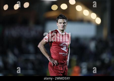 Boussu, Belgien. Februar 2024. Essevees Jelle Vossen, die während eines Fußballspiels zwischen Royal Francs Borains und dem SV Zulte Waregem am Sonntag, den 25. Februar 2024 in Boussu, am 23/30. Tag der zweiten Liga der Challenger Pro League 2023-2024 in der belgischen Meisterschaft, dargestellt wurde. BELGA FOTO BRUNO FAHY Credit: Belga News Agency/Alamy Live News Stockfoto