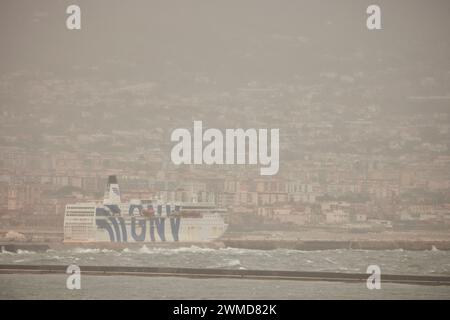 Grandi Navi Veloci GNV FÄHRE Neapel, Italien. Stockfoto