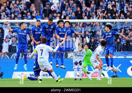 Machida Gion Stadium, Tokio, Japan. Februar 2024. Takashi Usami (Gamba), 24. FEBRUAR 2024 - Fußball/Fußball: Spiel der J1 League 2024 zwischen dem FC Machida Zelvia 1-1 Gamba Osaka im Machida Gion Stadium, Tokio, Japan. Quelle: Naoki Nishimura/AFLO SPORT/Alamy Live News Stockfoto
