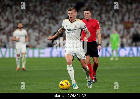 Madrid, Spanien. Februar 2024. Madrid Spanien; 25.02.2024.- Real Madrid schlägt Sevilla 1-0 in der spanischen Fußballliga. Real Madrid schlägt Sevilla mit einem Tor vor Modric am 26. Spieltag des spanischen Fußballs im Santiago-Bernabéu-Stadion. Vermerk: Juan Carlos Rojas/dpa/Alamy Live News Stockfoto