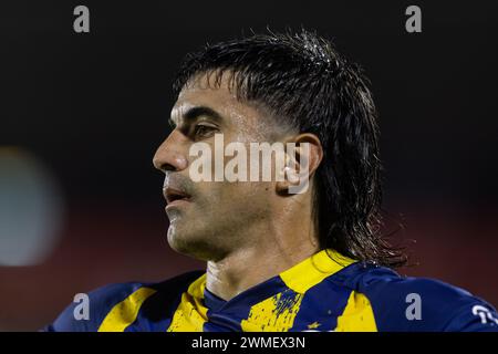 Rosario, Argentinien. Februar 2024. Ignacio Malcorra von Rosario Central während des Liga Profesional de Fútbol Spiels zwischen Newell's Old Boys und Club Atlético Rosario Central im Marcelo Bielsa Stadion. Quelle: Mateo Occhi (Sporteo) / Alamy Live News Stockfoto