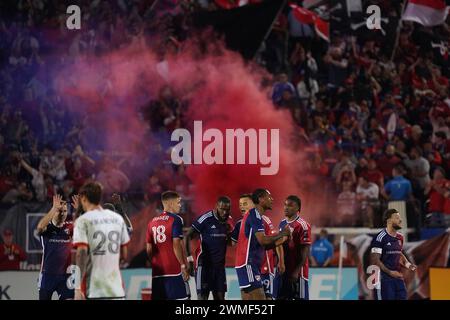 Frisco, USA. Februar 2024. 24. Februar 2024, Frisco, Texas, Vereinigte Staaten: Die Spieler von Dallas feiern ein Tor von Asier Illarramendi während der ersten Hälfte der Major League Soccer (MLS-Spiel zwischen dem FC Dallas und San Jose Earthakes) im Toyota Stadium am Samstag, den 24. Februar 2024 in Frisco, Texas, USA. Fotos von Javier Vicencio/Eyepix Group/SIPA USA) Credit: SIPA USA/Alamy Live News Stockfoto