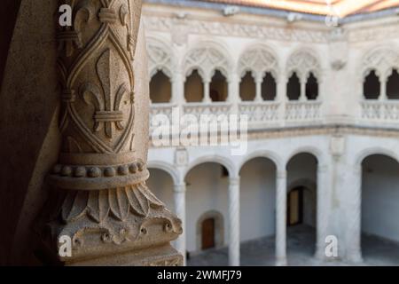 Valladolid, Spanien - 18. Februar 2024: Kreuzgang des Nationalen Museums der Skulptur Stockfoto