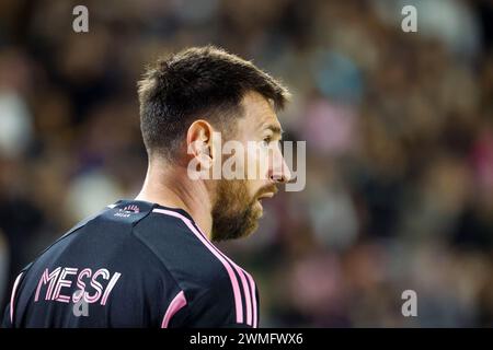 Los Angeles, Usa. Februar 2024. Inter Miamis Lionel Messi #10 während eines MLS-Fußballspiels gegen die LA Galaxy im Dignity Health Sports Park in Carson. Ergebnis: LA Galaxy 1:1 Inter Miami Credit: SOPA Images Limited/Alamy Live News Stockfoto