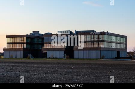 Aussenansicht auf das Firmengebäude von Cyber Technologies. (Eching, Deutschland, 05.04.2023) Stockfoto