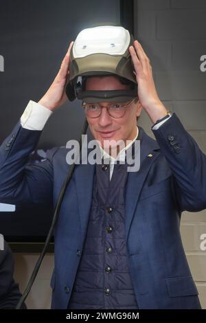 Besuch des Nordrhein-westfälischen Ministerpräsidenten Hendrik Wuest (CDU) auf dem Ausbildungscampus der Handwerkskammer Köln Stockfoto