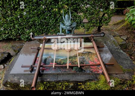 Wasserlöffel am Kumano Hongu Taisha Grand Shrine auf dem Kumano Kodo Pilgerweg, Wakayama, Japan Stockfoto