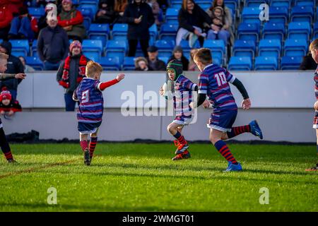 Salford, Großbritannien. Februar 2024. Salford Red Devils vs Castleford Tigers Betfred Super League Runde 2, Salford Community Stadium, 25. Februar 2024. Quelle: James Giblin/Alamy Live News Stockfoto