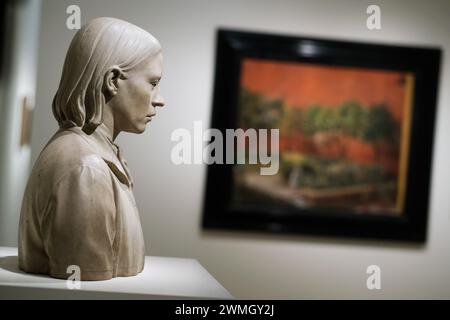 Blick auf die Ausstellung „der intime Realismus von Isabel Quintanilla“ im Thyssen-Bornemisza-Nationalmuseum in Madrid, 26. Februar 2024, Spanien Stockfoto