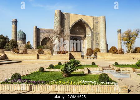 Blick auf den Bibi Khanum Moschee Komplex, Samarkand, Usbekistan Stockfoto