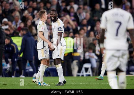 Madrid, Spanien. Februar 2024. Antonio Rudiger von Real Madrid CF reagiert während des Fußballspiels der spanischen Meisterschaft La Liga EA Sports zwischen Real Madrid CF und Sevilla FC im Santiago Bernabeu Stadion. Endergebnis: Real Madrid 1 - 0 Sevilla Credit: SOPA Images Limited/Alamy Live News Stockfoto