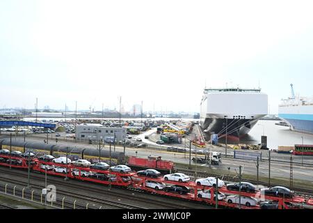 Bremerhaven, Deutschland. Februar 2024. Das BLG Auto Terminal Bremerhaven. Quelle: Lars Penning/dpa/Alamy Live News Stockfoto