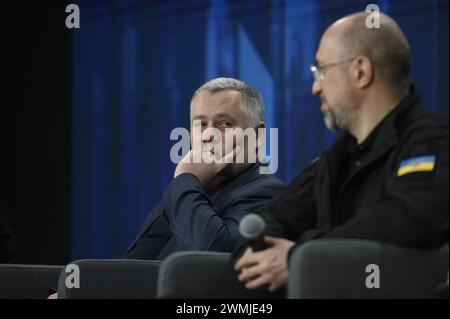 KIEW, UKRAINE - 25. FEBRUAR 2024 - der stellvertretende Leiter des Büros des ukrainischen Präsidenten Ihor Schowkva wird während der Ukraine gesehen. Jahr 2024 Forum, Kiew, Hauptstadt der Ukraine. Stockfoto