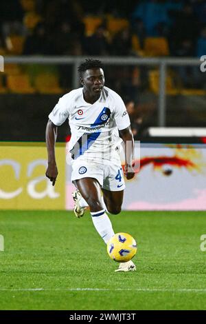 Ebenezer Akinsanmiro vom FC Internazionale im Spiel der Serie A zwischen US Lecce und FC Internazionale im Stadio via Del Mare Lecce Ital Stockfoto