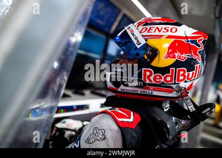 BUEMI Sébastien (SWI), Toyota Gazoo Racing, Toyota GR010 - Hybrid, Porträt während des Prologs der FIA Langstrecken-Weltmeisterschaft 2024, vom 24. Bis 26. Februar 2024 auf dem Losail International Circuit in Lusail, Katar - Foto Javier Jimenez / DPPI Stockfoto