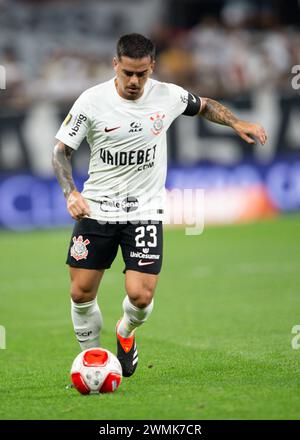 São Paulo, Brasilien (SP), 25. Februar 2024 - Fußball / Corinthians gegen Ponte Preta - Spieler Fagner, während des Spiels zwischen Corinthians und Ponte Pret Stockfoto