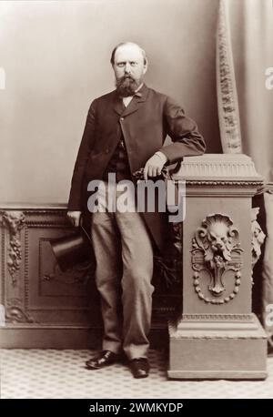 Othniel Charles Marsh (1831-1899), amerikanischer Professor für Paläontologie am Yale College und Präsident der National Academy of Sciences. Marsh, der 80 neue Arten von Dinosauriern entdeckte, konkurrierte mit dem Paläontologen Edward Drinker Cope von den 1870s bis 1890s in einer Periode von wilden westamerikanischen Expeditionen bekannt als die "Bone Wars". Stockfoto