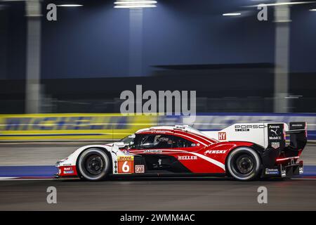 06 ESTRE Kevin (fra), LOTTERER Andre (ger), VANTHOOR Laurens (bel), Porsche Penske Motorsport, Porsche 963 #06, Aktion während des Prologs der FIA-Weltmeisterschaft 2024 vom 24. bis 26. Februar 2024 auf dem Losail International Circuit in Lusail, Katar Stockfoto