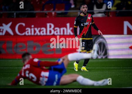 Girona, Spanien. Februar 2024. Unai Lopez (Rayo Vallecano) und David Lopez (Girona FC) während eines La Liga EA Sports Spiels zwischen Girona FC und Rayo Vallecano im Estadio Municipal de Montilivi in Girona, Spanien am 26. Februar 2024. Foto von Felipe Mondino Credit: Unabhängige Fotoagentur/Alamy Live News Stockfoto