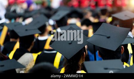 Rückansicht der Graduierungen während des Starts Stockfoto