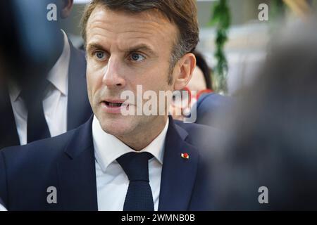 Paris, Frankreich. Februar 2024. Einweihung der 60. Landwirtschaftsausstellung durch den französischen Präsidenten Emmanuel Macron im Messezentrum in Paris. Stockfoto