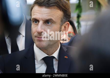 Paris, Frankreich. Februar 2024. Einweihung der 60. Landwirtschaftsausstellung durch den französischen Präsidenten Emmanuel Macron im Messezentrum in Paris. Stockfoto