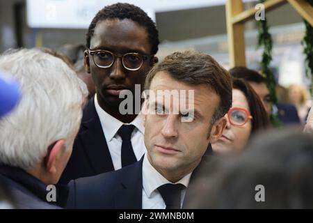 Paris, Frankreich. Februar 2024. Einweihung der 60. Landwirtschaftsausstellung durch den französischen Präsidenten Emmanuel Macron im Messezentrum in Paris. Stockfoto