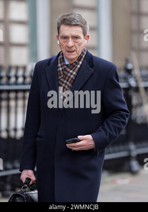 London, Großbritannien. Februar 2024. Simon Recaldin, Direktor für Remediation Matters bei der Post, kommt im Portcullis House in Westminster an, um an einer Anhörung des Business and Trade Committee teilzunehmen, in dem der Skandal der Post Office Horizon untersucht wird. Hunderte von Unterpostmastern und Unterpostfrauen wurden fälschlicherweise vom Post Office und dem Crown Prosecution Service wegen Diebstahls von Geld verfolgt, weil das Computersystem Fujitsu Horizon falsche Informationen zur Verfügung stellte. Foto: Ben Cawthra/SIPA USA Credit: SIPA USA/Alamy Live News Stockfoto