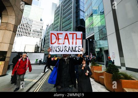 City of London, London, Großbritannien. Februar 2024. Extinction Rebellion stellt Klagen gegen Versicherungsgesellschaften vor. Quelle: Matthew Chattle/Alamy Live News Stockfoto