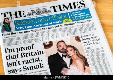 Februar 2024. Die Schlagzeile in The Times lautet: Ich bin der Beweis, dass Großbritannien nicht rassistisch ist, sagt Sunak. Stockfoto
