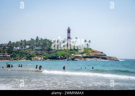 Kovalam ist ein international bekannter Strand mit drei angrenzenden halbmondförmigen Stränden. Seit den 1930er Jahren ist es ein beliebtes Touristenziel Stockfoto