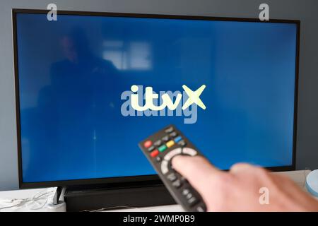 TV-Fernbedienung, Panasonic TV, Streaming TV, Home Entertainment. - 27. Februar 2024 Foto von Andrew Higgins/Thousand Word Media Ltd © Thousand W Stockfoto