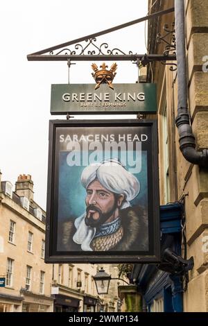 Der wohl älteste Pub, Saracens Head in Bath, Somerset, Großbritannien Stockfoto