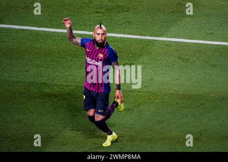 ARTURO VIDAL, BARCELONA FC, 2019: Arturo Vidal läuft, um mit dem Spiel Schritt zu halten. Das letzte Spiel der Saison 2018-19 in Spanien zwischen Barcelona FC und Levante im Camp Nou, Barcelona am 27. April 2019. Barca gewann das Spiel 1-0 mit einem Tor in der zweiten Halbzeit in Messi und holte sich den Titel der La Liga und den achten Platz in 11 Jahren. Stockfoto