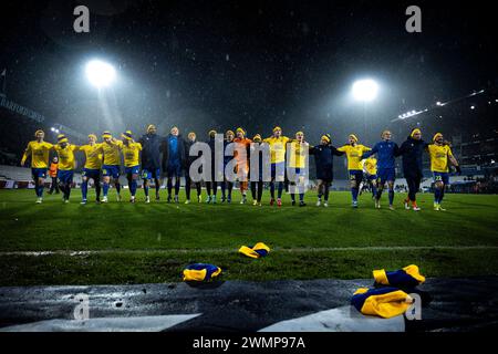 Odense, Dänemark. Februar 2024. Die Spieler von Broendby IF feiern den Sieg nach dem 3F Superliga-Spiel zwischen Odense BK und Broendby IF im Nature Energy Park in Odense. (Foto: Gonzales Foto - Teis Markfoged). Stockfoto