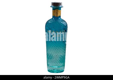 Flasche Mermaid Gin kleine Charge von der Isle of Wight Distillery isoliert auf weißem Hintergrund Stockfoto