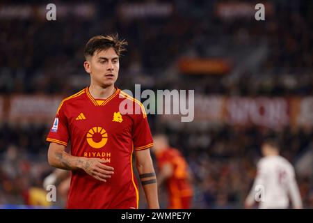 Paulo Dybala von Roma sieht beim Fußballspiel der Serie A ALS Roma - Turin FC Stadio Olimpico am 25. Februar 2024 in Rom, Italien, an. Stockfoto