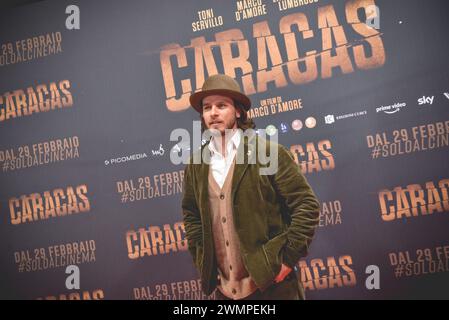 Neapel, Italien. Februar 2024. Der Schauspieler Arturo Muselli während des Fotorufs des Films Caracas im Space Cinema in Neapel (Foto: Paola Visone/Pacific Press/SIPA USA) Credit: SIPA USA/Alamy Live News Stockfoto