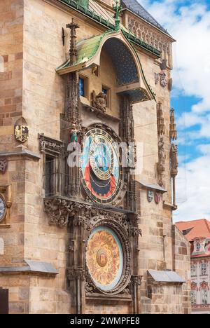 Prager Astronomische Uhr am Altstädter Ring, die älteste noch in Betrieb befindliche Uhr und das berühmteste Wahrzeichen der Stadt Stockfoto