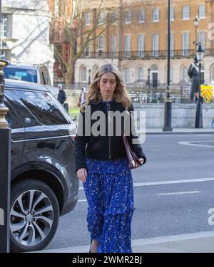 London, Großbritannien. Februar 2024. Laura Trott, MBE, Abgeordneter, Chief Secretary of the Treasury vor dem Kabinettsbüro bei wöchentlicher Kabinettssitzung gesehen London UK Credit: Richard Lincoln/Alamy Live News Stockfoto