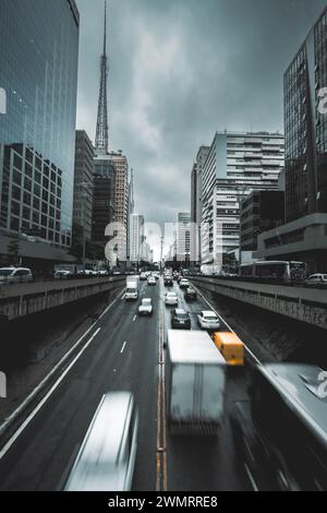 Flacher Blick von der Paulista Avenue, São Paulo Brasilien. Anfang 2024. Stockfoto