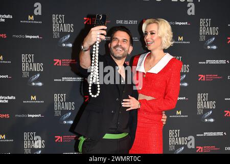 Marc Terenzi und Verena Kerth bei der Gala zur Verleihung der Best Brands Awards am 27.02.2024 im Hotel Bayerischer Hof in München Stockfoto