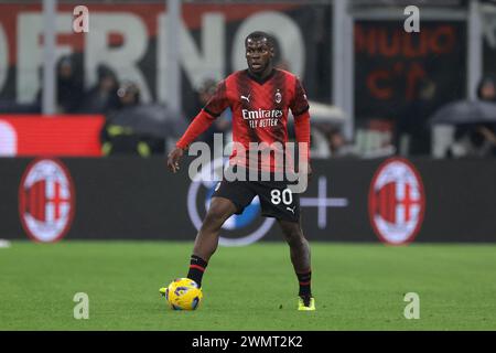 Mailand, Italien. Februar 2024. Yunus Musah vom AC Milan während des Spiels der Serie A in Giuseppe Meazza, Mailand. Der Bildnachweis sollte lauten: Jonathan Moscrop/Sportimage Credit: Sportimage Ltd/Alamy Live News Stockfoto