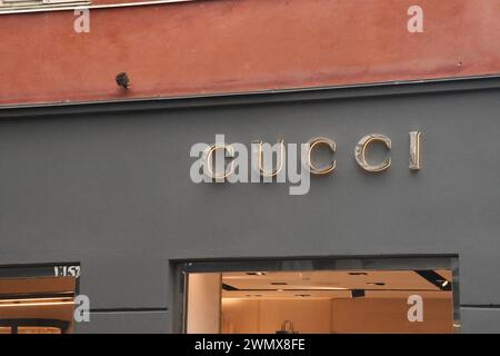 Kopenhagen, Dänemark /28. Februar 2024/.Gucci-Geschäft in der stroeget Pedestrain Street in der dänischen Hauptstadt. (Photo.Francis Joseph Dean/Dean Pictures) Stockfoto