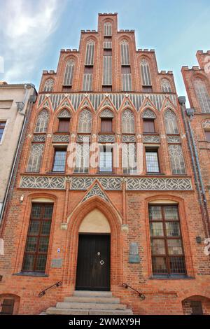 Der Geburtsort von Nicolaus Kopernicus in Toruń mit der Inschrift das Haus von Nicolaus Kopernicus, Polen Stockfoto