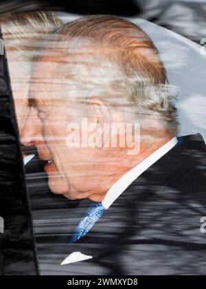 *** EXKLUSIV *** SONDERTARIFE *** 28.02.2024. London, Großbritannien. König Karl III. Wird gesehen, wie er Clarence House in Westminster, Zentrum von London, verlässt. König Karl III., der derzeit wegen Krebs behandelt wird, und Prinz Wilhelm verpassten gestern eine Gedenkfeier für den verstorbenen König Konstantin von Griechenland auf Schloss Windsor. Foto: Ben Cawthra/SIPA USA **KEINE VERKÄUFE in Großbritannien** Stockfoto