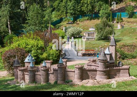 Frankreich, Vogesen, Plombieres les Bains, Miniaturpark, Schloss Epinal Stockfoto