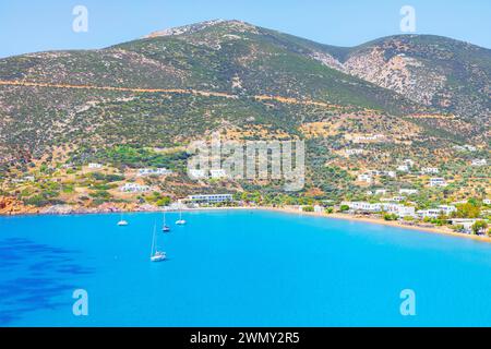 Griechenland, Dodekanesische Inseln, Sifnos Insel, Platis Gialos Strand, Hochwinkelblick, Platis Gialos Stockfoto